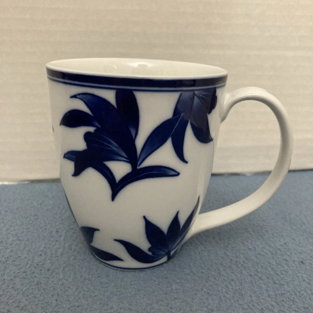 Pier 1 Ming Blue & White Floral Porcelain Coffee Mug